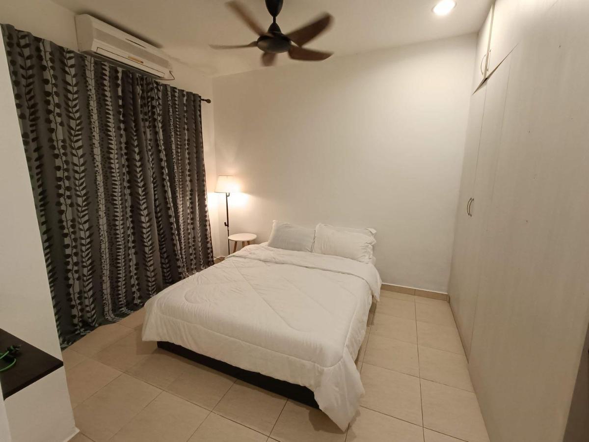 Homestay Laman Nuri, Kota Damansara Petaling Jaya Luaran gambar